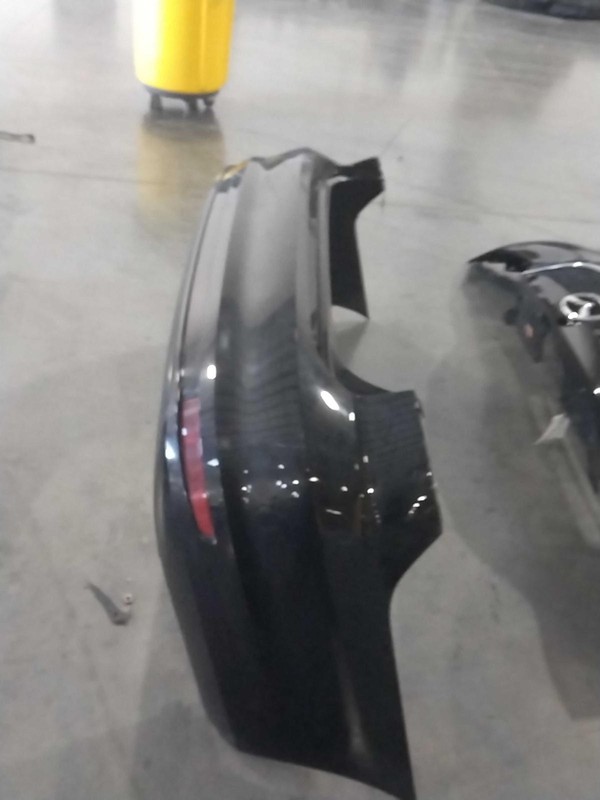 2016 Volkswagen Jetta Black Rear Bumper Assembly OEM 5C6807251D 112K Miles