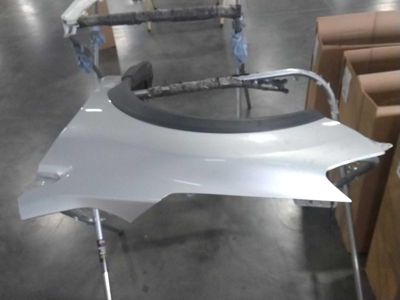 2014 Subaru XV Crosstrek Left Fender Silver OEM 240508 189K Miles