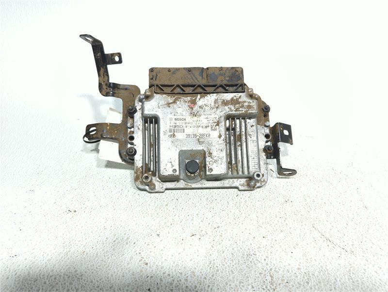 2016 Hyundai Veloster Engine Control Module ECM 391352BFK0 Used Black
