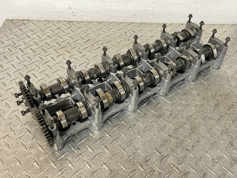 02-06 Mercedes Sprinter T1N 2.7L OM647 Engine EX IN Cam Shaft Carrier Housing