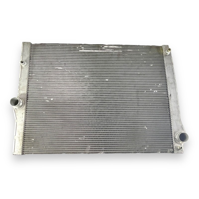 BMW 750i 550i 650i F01 F10 F12 2009-2015 OEM Engine Cooling Radiator