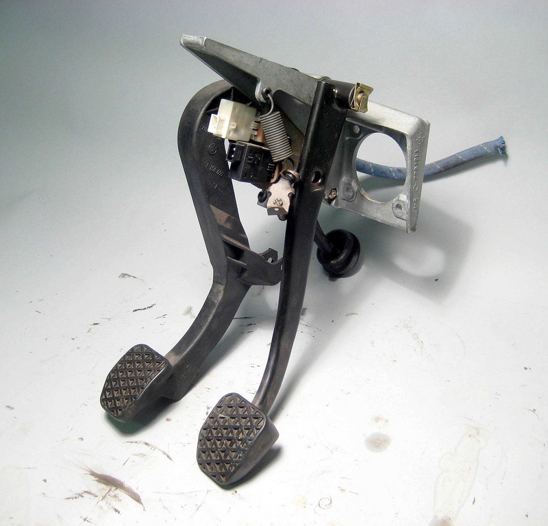 BMW E36 5 Spd Manual Clutch Pedal Box Swap 1992-1997 318i 325i 328i M3 Z3 OEM