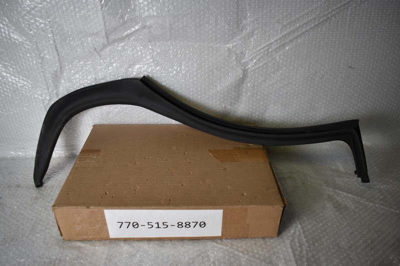 PORSCHE TAYCAN 4S REAR RIGHT SIDE WEATHER STRIP 2020-2025 OEM 9J1 839 776 A