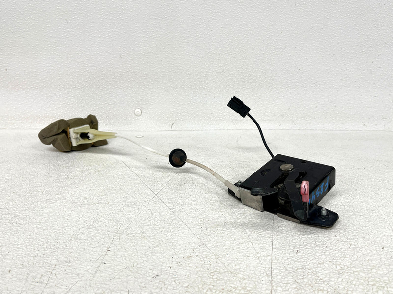 ⭐1998-2001 PORSCHE BOXSTER 986 FRONT HOOD LOWER LOCK LATCH ACTUATOR OEM LOT2544