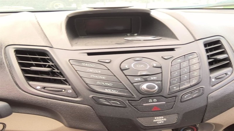 Audio Equipment Radio Control Panel 4.2" Screen Sync Fits 15-19 FIESTA 1565489