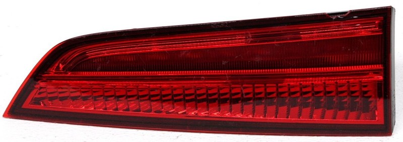 OEM Honda Pilot Right Passenger Side LED Tail Lamp Lens Chipped 34150-TG7-A01