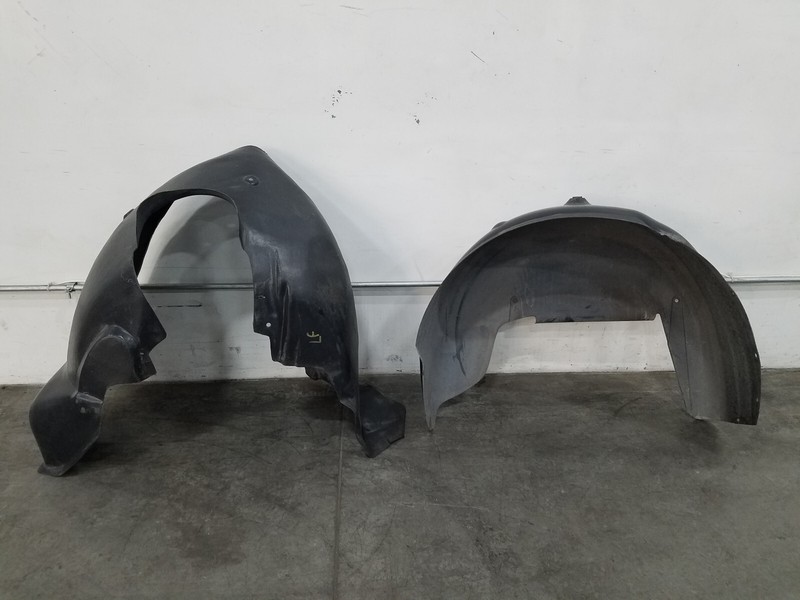 2014 Chevy Camaro SS Wheel Well Fender Liner Partial Set #0370 K6