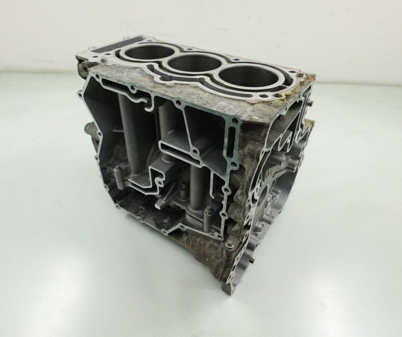 GOOD 2014-2026 Sea-Doo SPARK 900 Trixx OEM Cylinder Crankcase Block 420894026