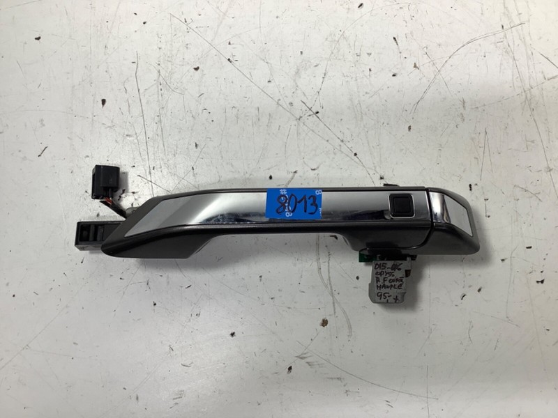 015-016 Honda Odyssey Right Front Outer Handle Gray/Silver OEM