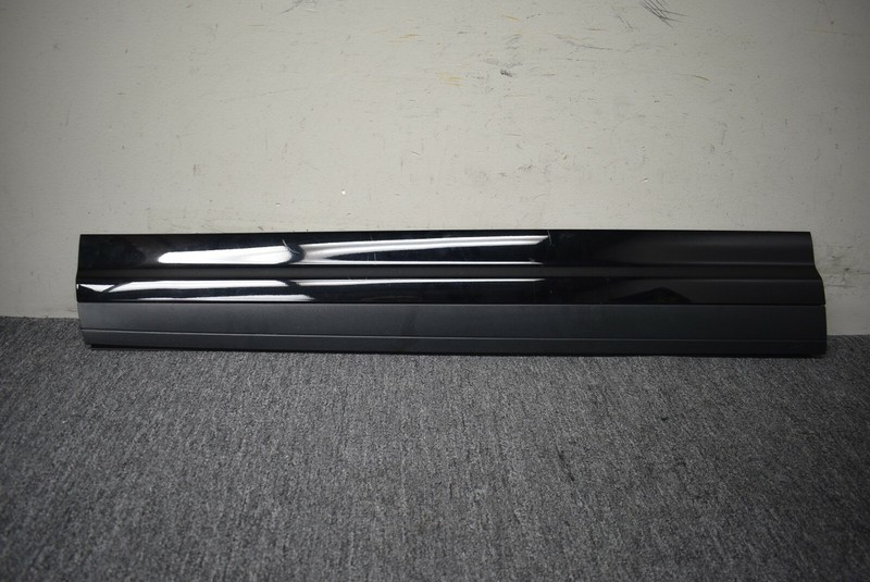2011-2013 PORSCHE CAYENNE S FRONT DOOR MOLDING FACTORY OEM