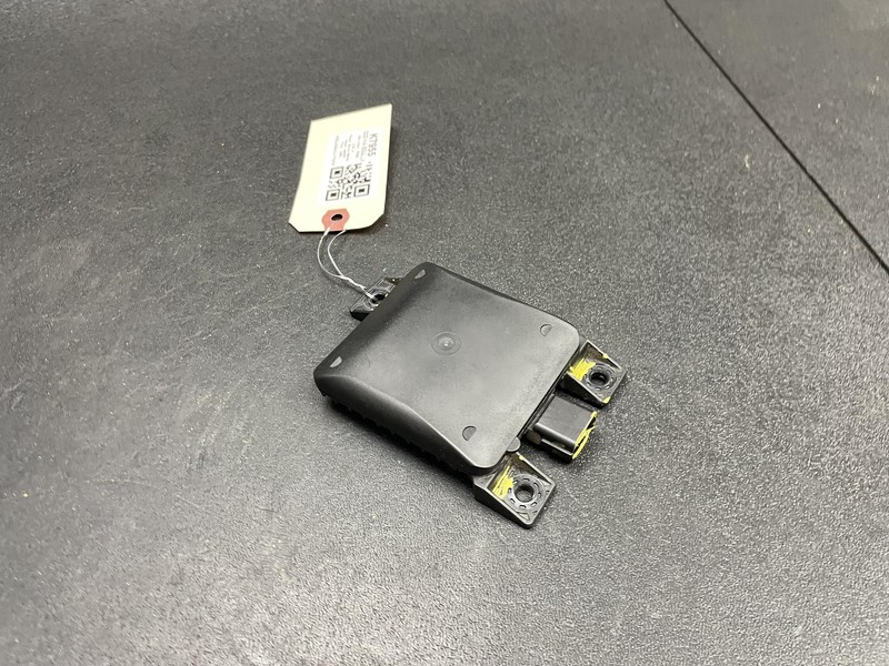Rear Left Blind Spot Radar Sensor 2020 Kia Soul 99140-K0100 2021 2022