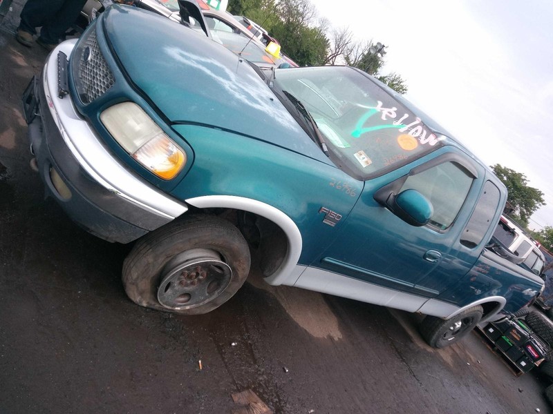 2000 Ford F150 Pickup Differential Carrier Assembly OEM 4WD 260K Miles