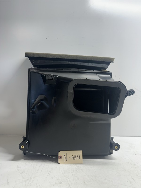 TESLA MODEL SPlaid Main Hepa filter assembly with filter 1750575-80 4831 M20