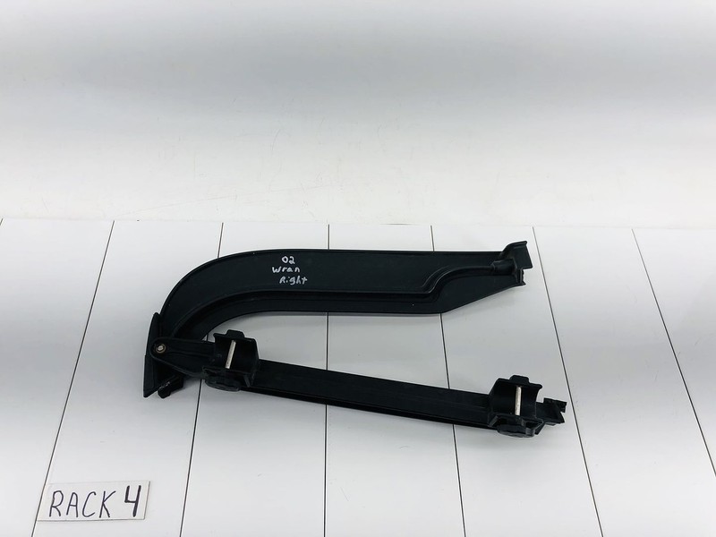 01-06 JEEP WRANGLER FRONT RIGHT PASSENGER SIDE DOOR WINDOW GLASS FRAME OEM