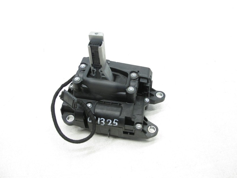 17-24 AUDI B9 A4 S4 A5 S5 7 SPEED AT LEVER FLOOR SHIFTER GEAR SELECTOR OEM 01132