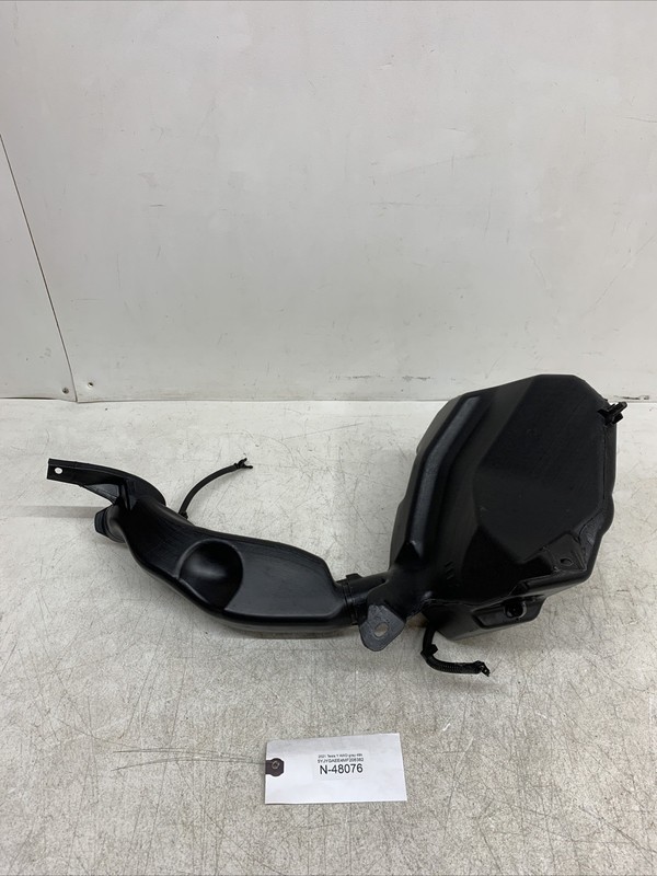 20-23 Tesla Model Y Windshield Washer Fluid Tank Reservoir w/pump 48076 M22