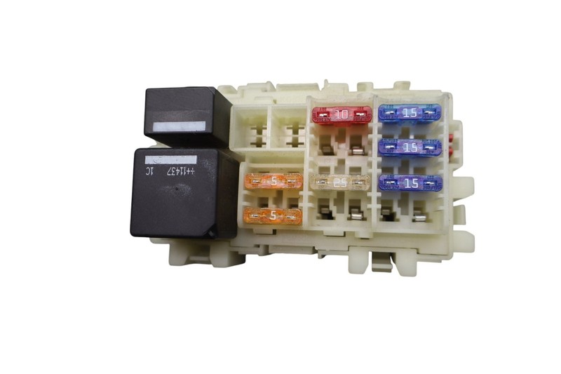 12-15 LR Range Rover Evoque Fuse Box Junction Relay Module 5M5T14B192AA OEM