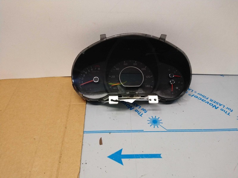 2016 KIA SOUL Speedometer Gauge OEM Black 94006B2610 96K Miles