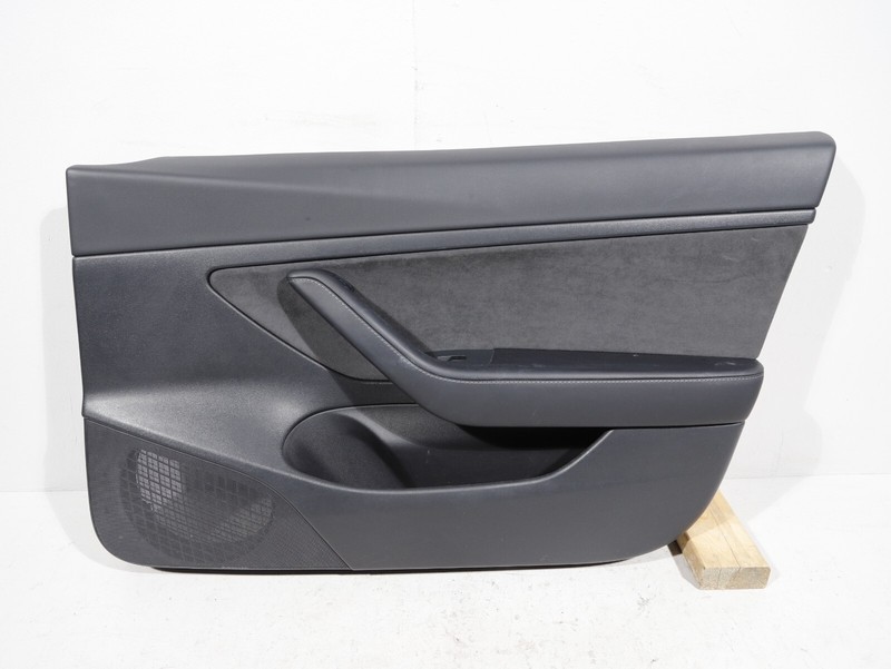 21-23 TESLA MODEL 3 DOOR PANEL FRONT RIGHT 1514765-99-B OEM 36k