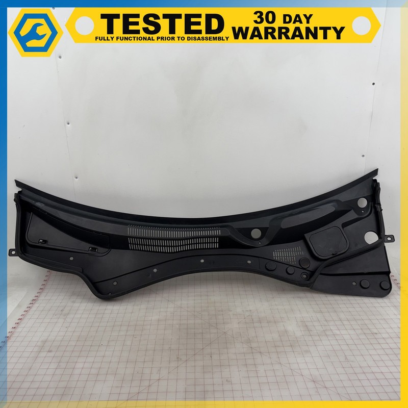 14-17 MASERATI GHIBLI FRONT WINDSHIELD WIPER COWL PANEL COVER TRIM GRILLE OEM