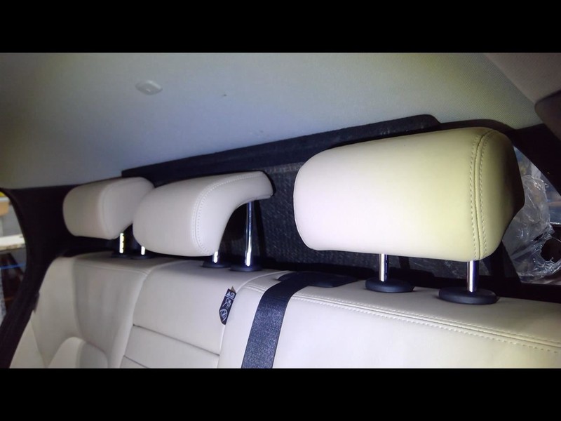 QX30 2017-2019 3 Rear Headrests 1693374