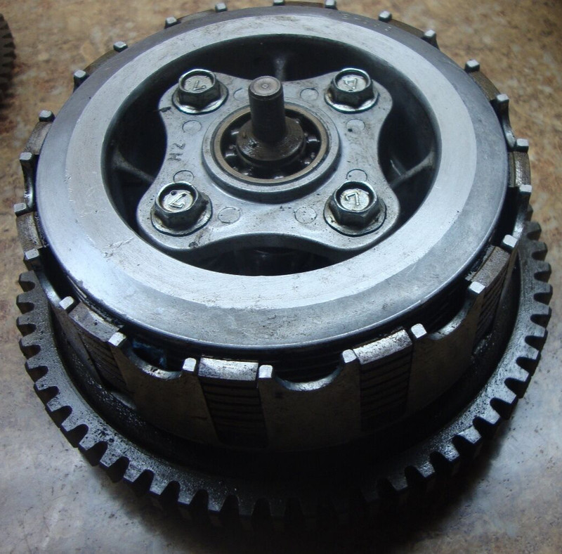 1988 Suzuki Quad Runner LT300E LT 300 LT300 ATV Clutch Plates Housing L11