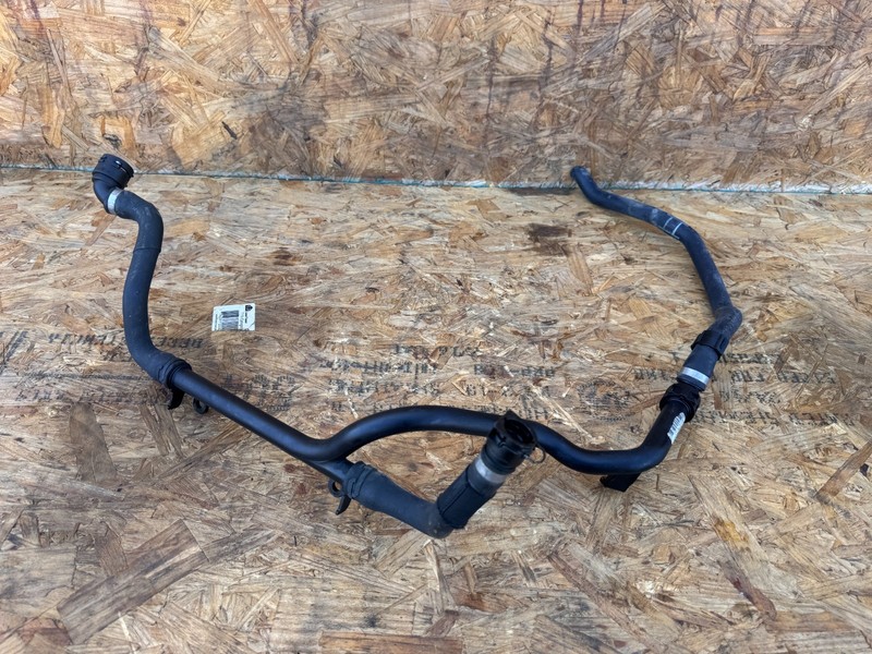 12-16 OEM BMW F22 M235i M240i Engine Oil Radiator Coolant Lower Hose Pipe Line