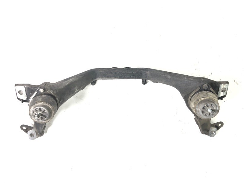 2007-2015 Audi Q7 4.2L Front Engine Carrier Crossmember OEM 7L8199207