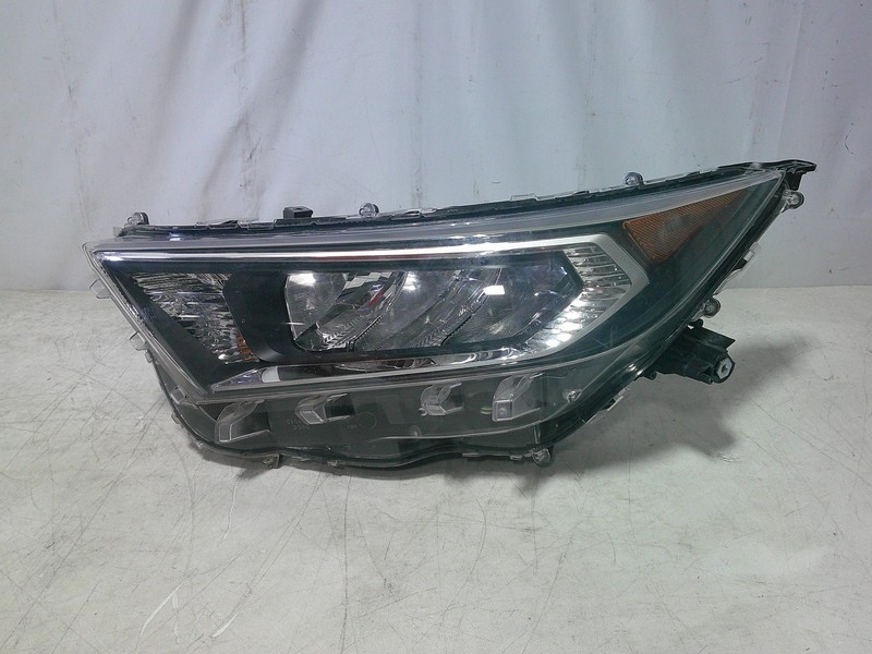 2016-2018 Toyota Rav 4 Left Driver Side Headlight! Factory Original Part!