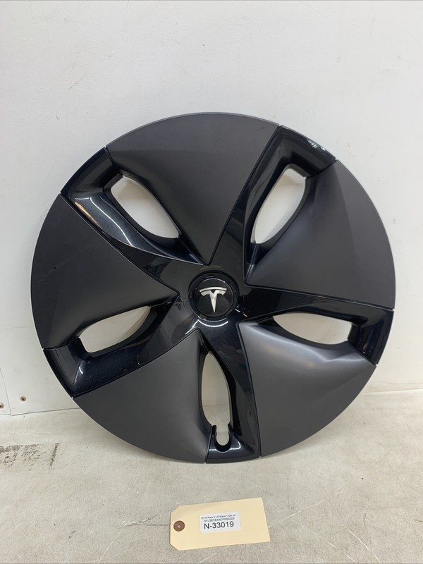 OEM Tesla Model 3 -18" Aero Hubcap Wheel Cover 1044231-00-B 33019 U2