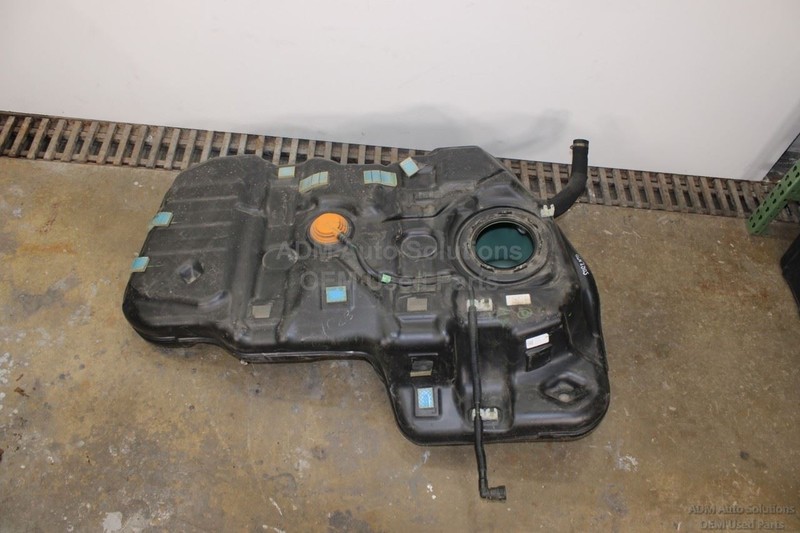 2018 - 2020 KIA SORENTO 3.3L GASOLINE FUEL TANK RESERVOIR OEM