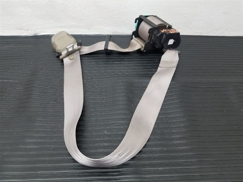 98-02 Chevrolet Express Front Right Passenger Seat Belt Retractor OEM 12377436