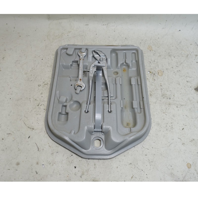BMW E30 3-Series E28 Trunk Tool Kit Box Partial Walter 1982-1993 OEM