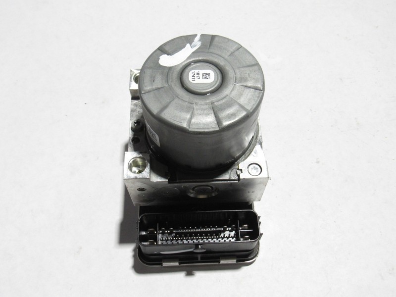 Volkswagen Jetta GLI 2022 Anti Lock Brake ABS Pump Module 18-25 *