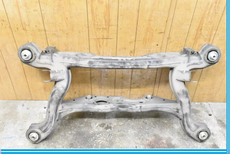 14-19 Mercedes W117 CLA250 Rear Axle Cradle Cross Member Subframe Assy OEM