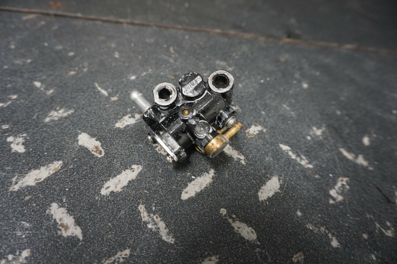 1995-1998 Kawasaki STS ZXi 750 PWC Jetski OEM Engine Oil Injection Pump Ass'y