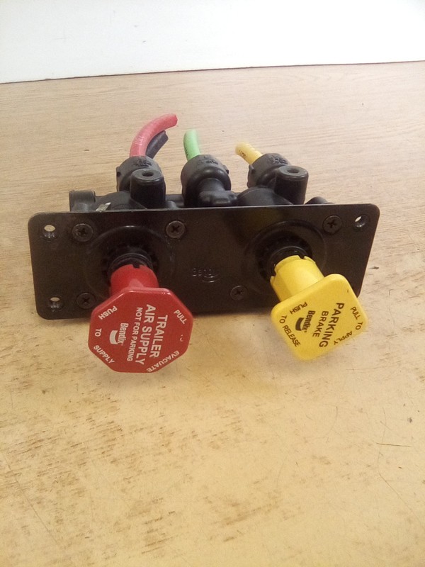 Bendix K059847 Air Brake Valve