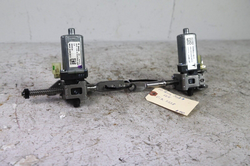 2017-2022 Tesla Model 3Electric Steering Column Electric Motors Assembly