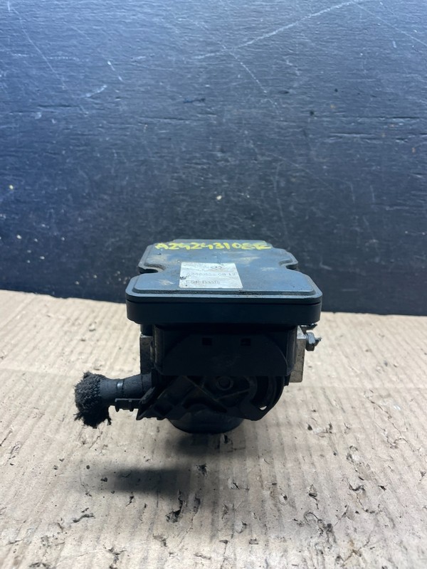 2014-2019 Mercedes B-Class W242 W246 ABS Brake Pump Control Module S4458 DG