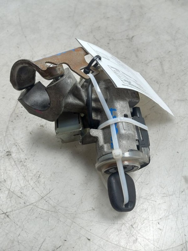 05-16 SCION TC CONVENTIONAL IGNITION SWITCH