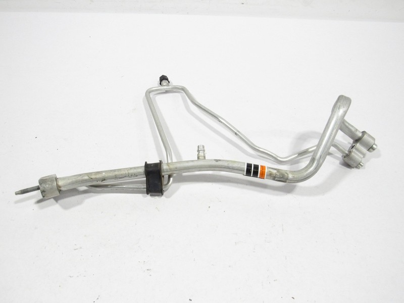 19-22 GMC Sierra 2500 2022 A/C AC Air Conditioning Evaporator Hose Pipe Line #3