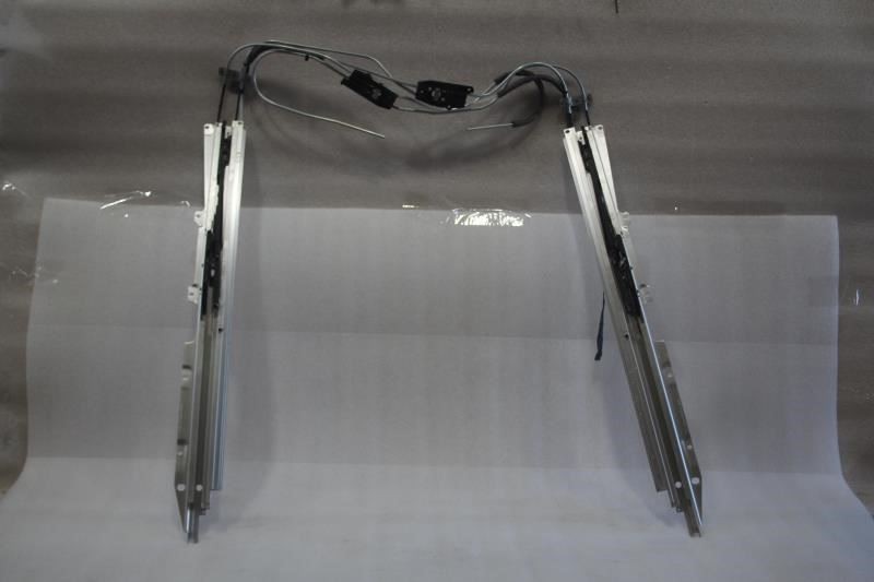 2012 2013 2014 2015 MERCEDES C250 C350 C63 C204 SUNROOF TRACK RAILS FRAME COUPE