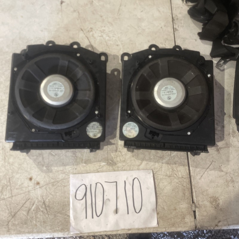 2007 BMW E60 E63 525iLeft & Right Central Bass Subwoofer Speaker Set! OEM