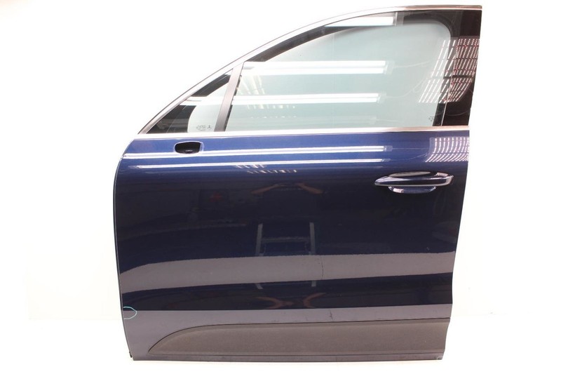 15-18 Porsche Macan 3.0L Driver Left Front Blue Door Shell