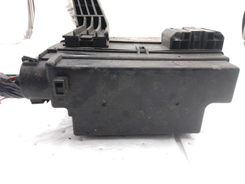 2013 INFINITI M37 Fuse Box OEM Grey 243721CA0A 145k Miles Warranty Included