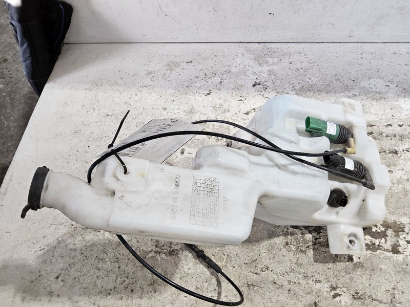 Wash Reservoir Fits 15-20 ESCALADE 3409216