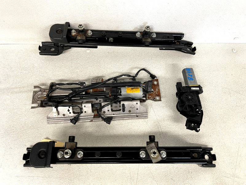 ⭐2011-2017 INFINITI QX80 FRONT RIGHT SEAT RAIL TRACK FRAME & MOTOR OEM LOT2628