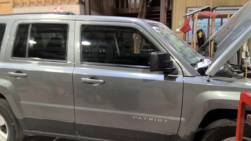 Passenger Right Front Door Power Window Fits 11-17 PATRIOT 3642771
