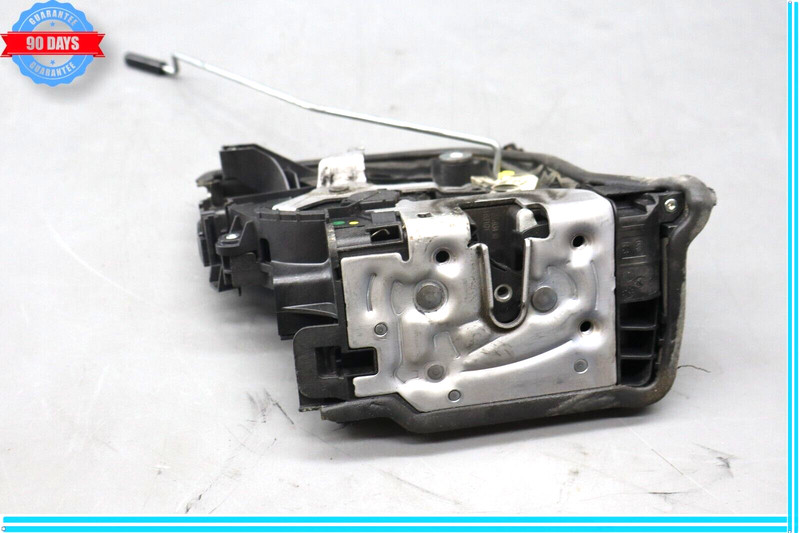 16-19 BMW X1 Front Right Passenger Side Door Lock Latch 7281934 Oem