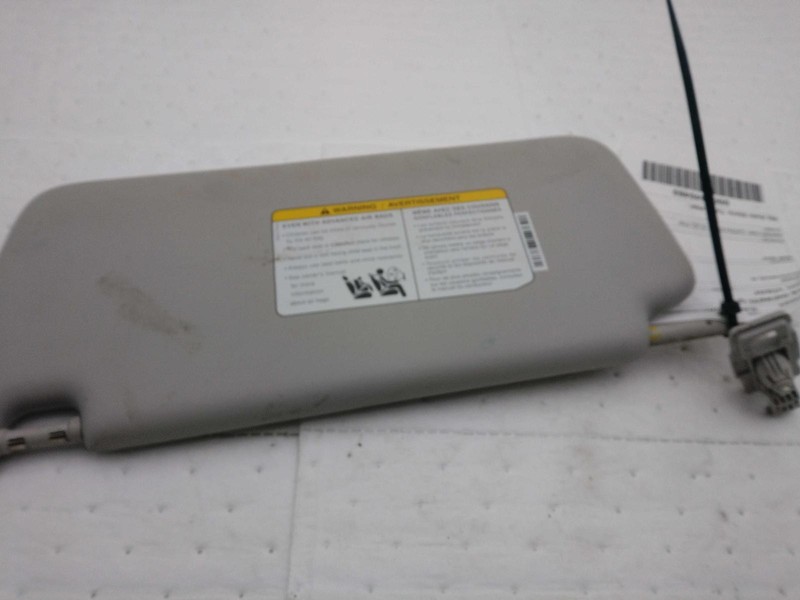 2018 INFINITI QX30 Brown Sun Visor OEM Used 660046 4DR SUV 77K Miles